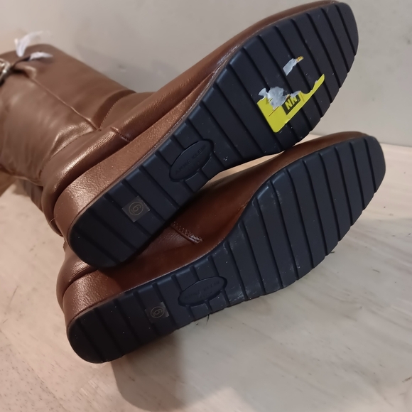 ANNE KLEIN Mollie Wedge Boot In Cognac - Picture 6 of 10